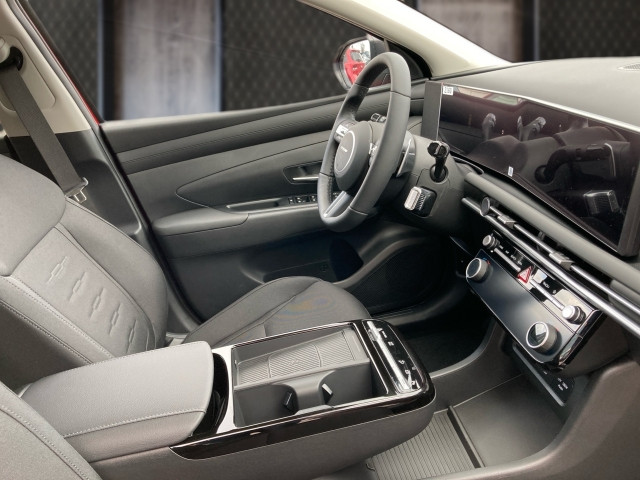 Bild 9: Hyundai Tucson NX4 Jubile 1,6 T-GDi HEV 2WD AT
