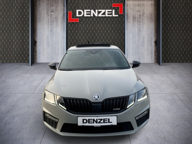 Bild 12: Skoda Octavia Combi RS 2,0 TDI 4x4 DSG