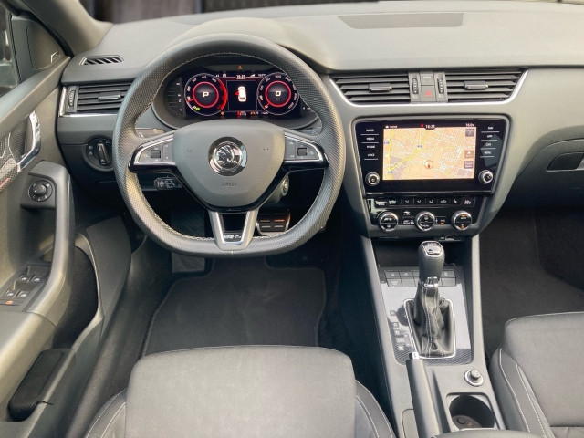 Bild 6: Skoda Octavia Combi RS 2,0 TDI 4x4 DSG