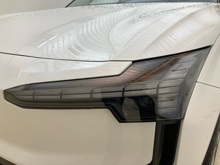 Bild 11: VOLVO PKW EX30 Plus, Single Motor Extended Range, Vollelektrisch