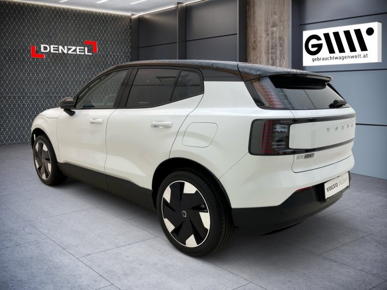 Bild 2: VOLVO PKW EX30 Plus, Single Motor Extended Range, Vollelektrisch