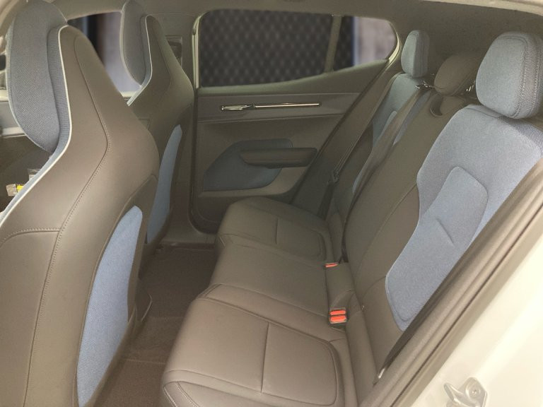 Bild 8: VOLVO PKW EX30 Plus, Single Motor Extended Range, Vollelektrisch