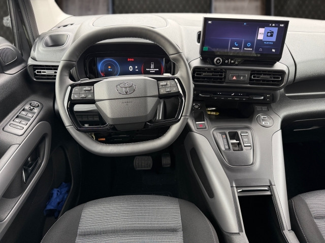 Bild 6: Toyota Proace City Verso 1,5l 130PS Family L1