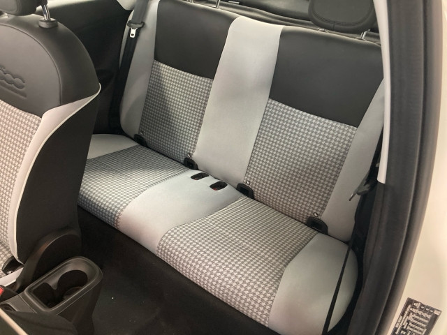 Bild 11: Fiat 500 Hybrid Hatchback