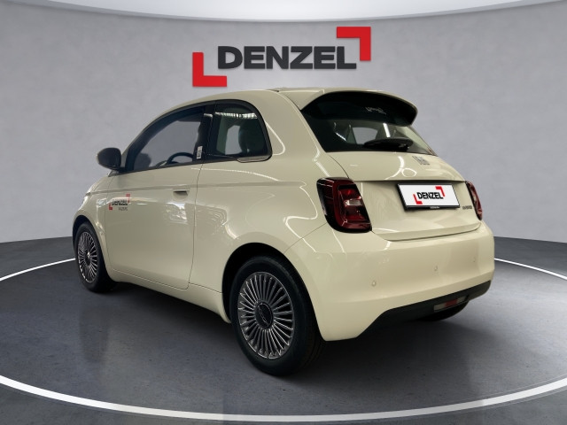 Bild 5: Fiat 500 Hybrid Hatchback