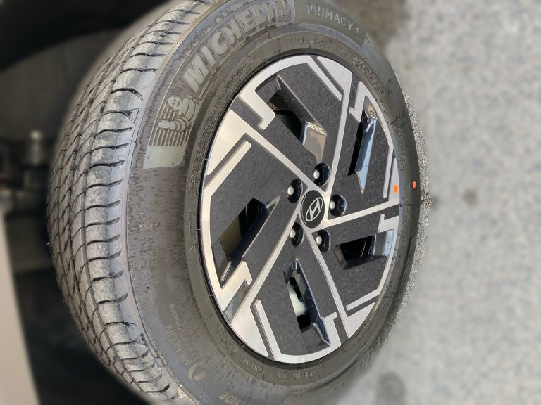 Bild 4: Hyundai Tucson NX4 Jubile 1,6 T-GDi HEV 4WD AT