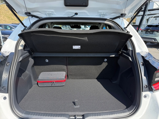 Bild 9: Toyota Yaris - 1,5 l Hybrid  Teamplayer