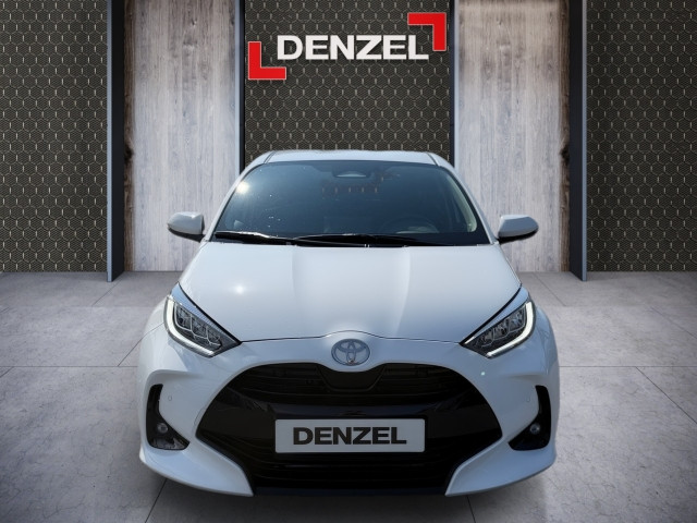 Bild 12: Toyota Yaris - 1,5 l Hybrid  Teamplayer
