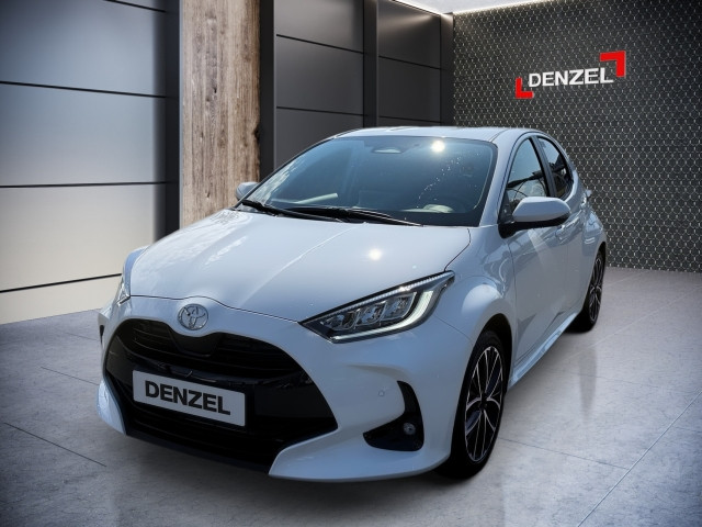 Bild 1: Toyota Yaris - 1,5 l Hybrid  Teamplayer
