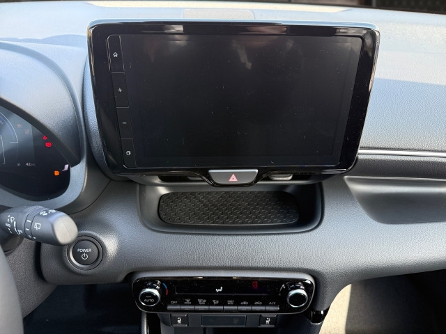 Bild 7: Toyota Yaris - 1,5 l Hybrid  Teamplayer