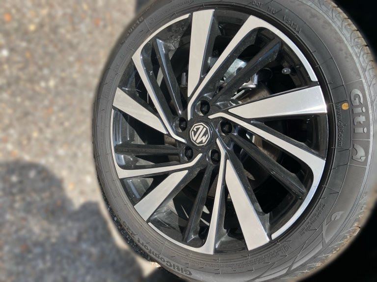 Bild 4: MG ZS HEV Luxury/25.5