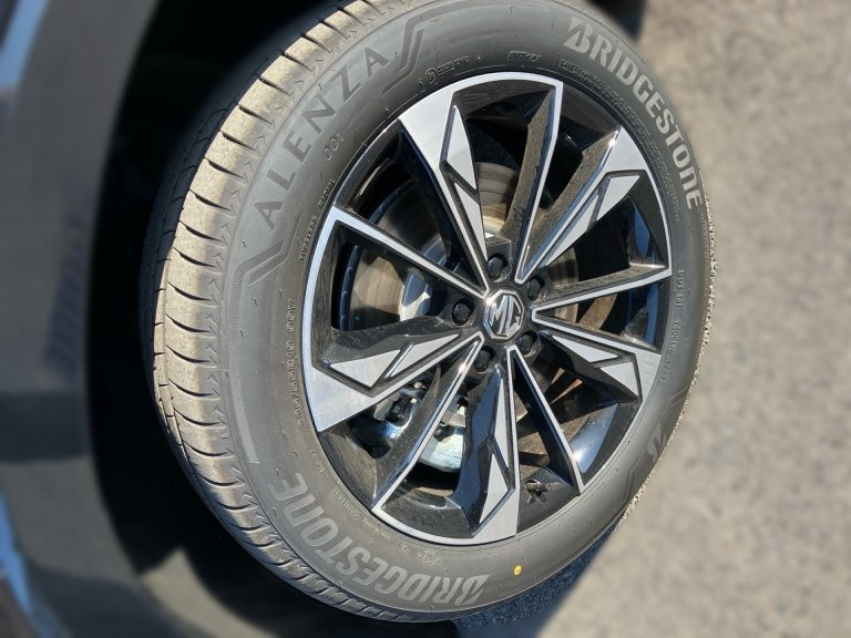 Bild 4: MG HS PHEV+ Luxury 25.5