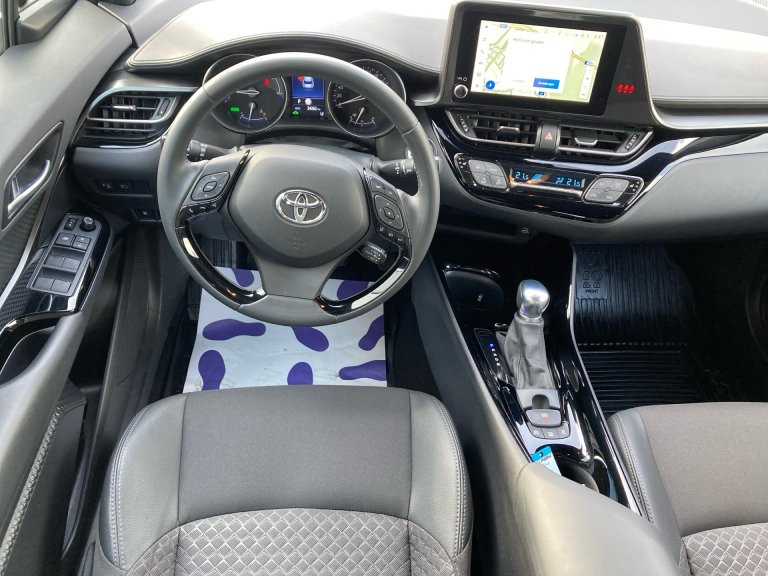 Bild 6: Toyota C-HR 1,8 Hybrid C-LU