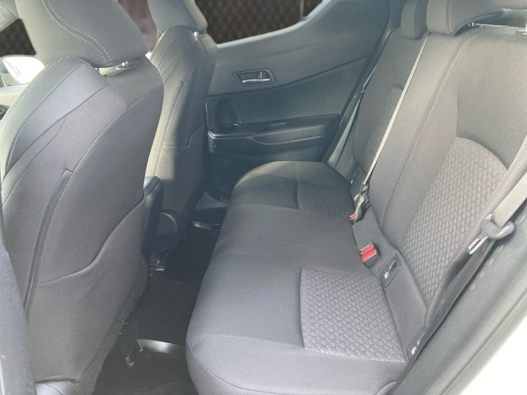 Bild 8: Toyota C-HR 1,8 Hybrid C-LU