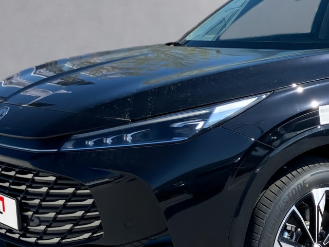 Bild 6: MG HS HEV Luxury Lenkradhzg. 25.5