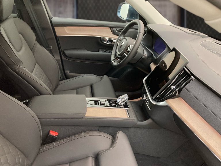 Bild 5: VOLVO PKW XC90 Plus, T8 AWD Plug-in Hybrid, Elektrisch/Benzin, Bright,