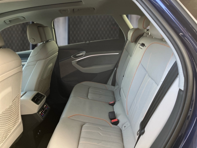 Bild 8: Audi E-tron 50 quattro