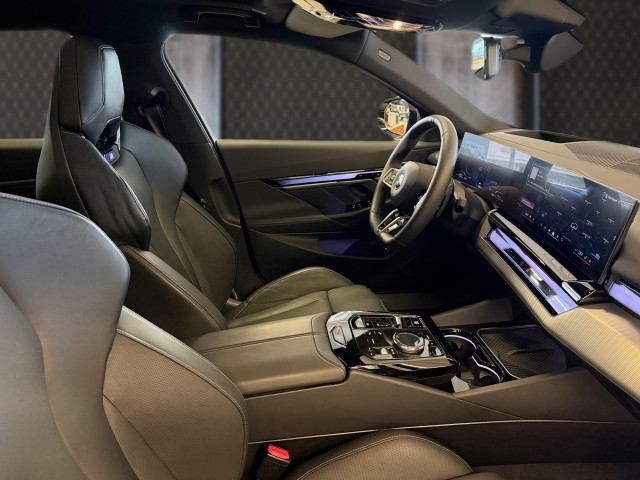 Bild 5: BMW 550e xDrive Touring