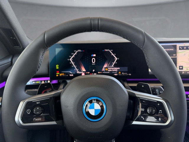 Bild 9: BMW 550e xDrive Touring