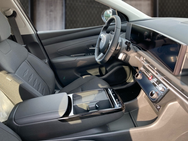 Bild 5: Hyundai Tucson NX4 Jubile 1,6 T-GDi HEV 2WD AT