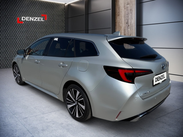 Bild 2: Toyota Corolla 1,8 l Hybrid TS,  Teamplayer