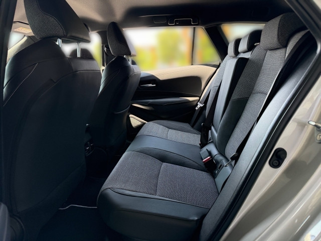 Bild 8: Toyota Corolla 1,8 l Hybrid TS,  Teamplayer