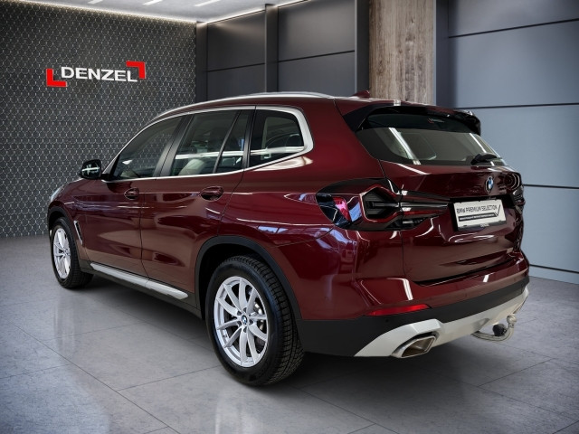 Bild 2: BMW X3 xDrive20i 48 V Au