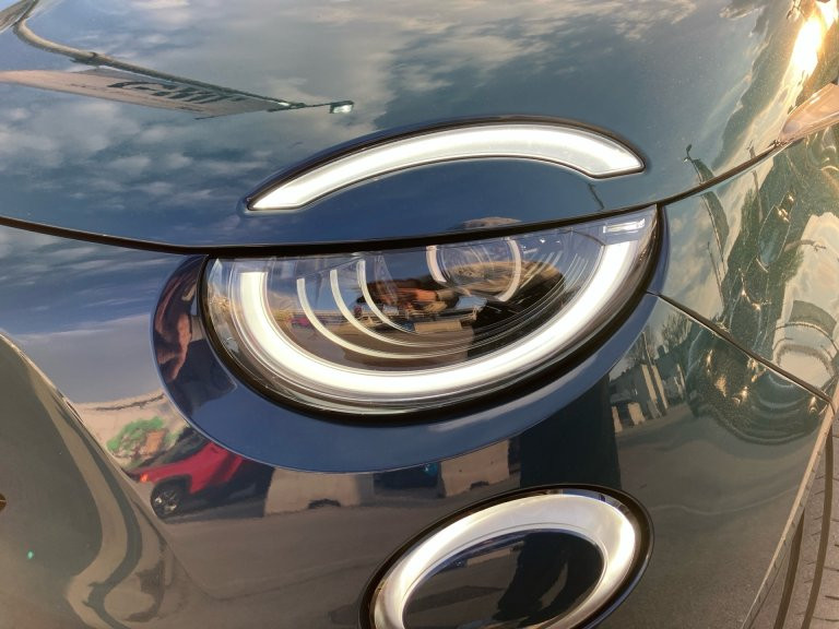 Bild 11: Fiat 500 Hybrid Hatchback