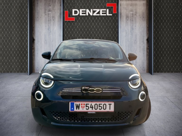 Bild 12: Fiat 500 Hybrid Hatchback