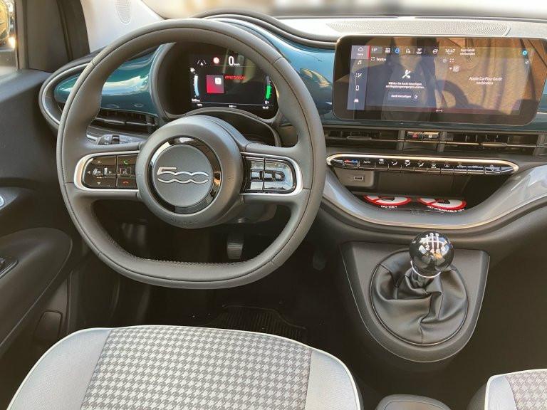 Bild 6: Fiat 500 Hybrid Hatchback