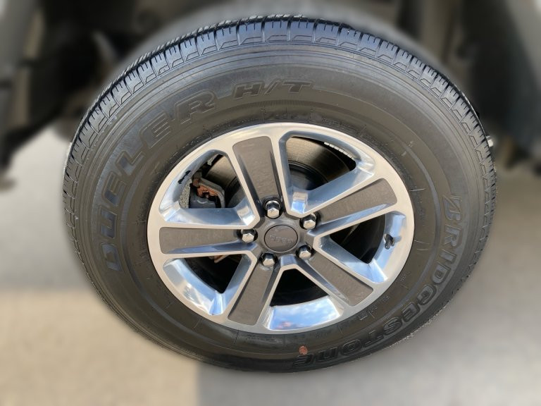 Bild 4: Jeep Wrangler Sahara 2,2