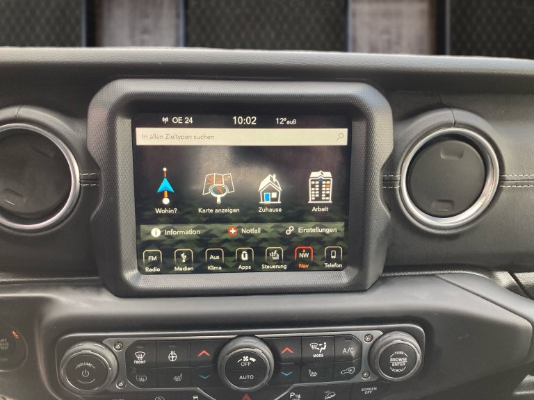 Bild 7: Jeep Wrangler Sahara 2,2