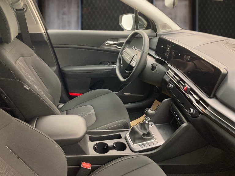 Bild 5: Kia SPORTAGE/SILBER/1.6/TGDI/MT6/2WD/150