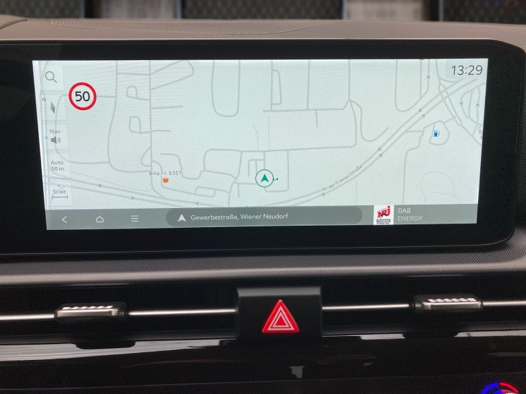 Bild 7: Kia SPORTAGE/SILBER/1.6/TGDI/MT6/2WD/150