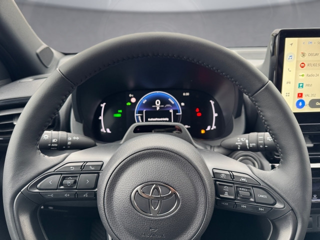Bild 9: Toyota Yaris Cross - 1,5 l 4x2 HY  Active Drive