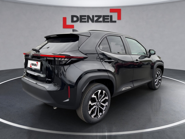 Bild 3: Toyota Yaris Cross - 1,5 l 4x2 HY  Active Drive