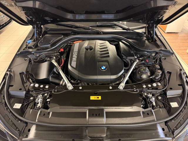 Bild 14: BMW 550e xDrive Limousine G60 XB1