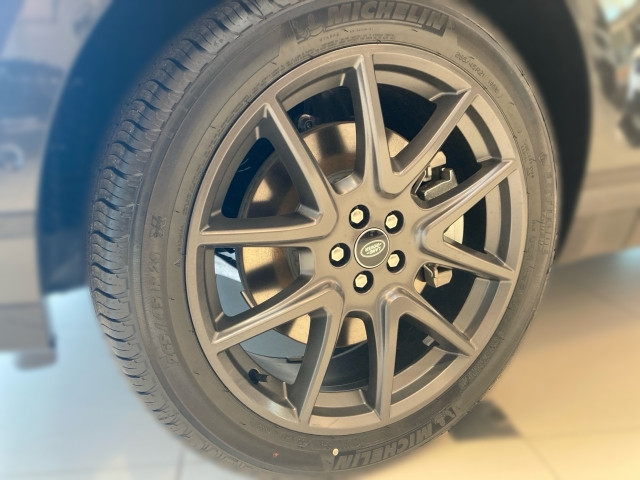 Bild 2: Land Rover Range Rover Velar P400e S