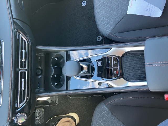 Bild 13: MG HS HEV Comfort