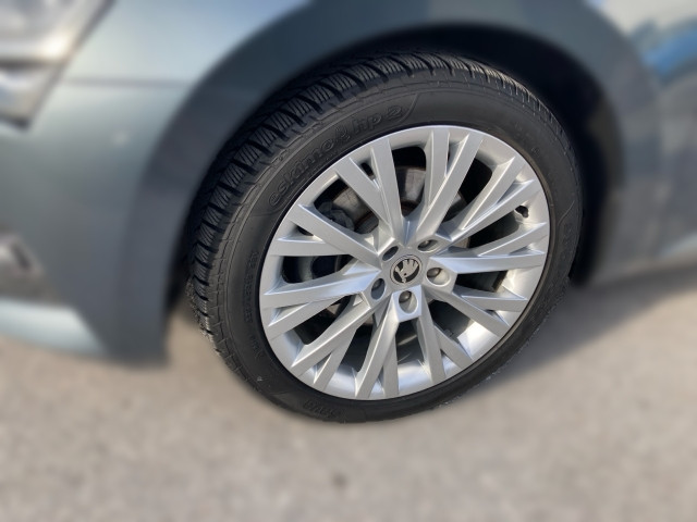 Bild 4: Skoda Superb Kombi 2,0 TDI