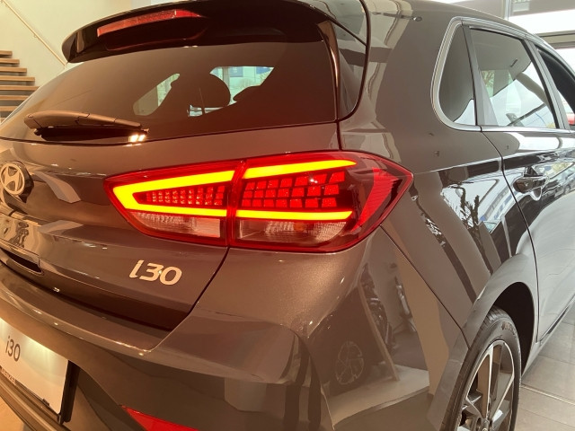 Bild 14: Hyundai i30 - PD GO Plus 1.0 T-GDI