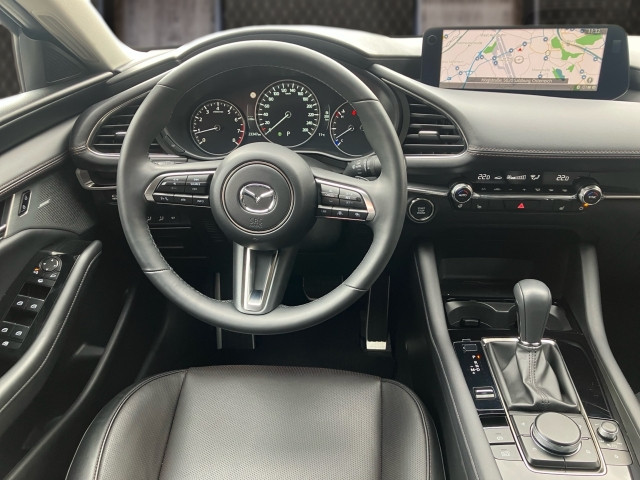 Bild 6: Mazda 3 Sedan e-Skyactiv G140 Takumi Aut