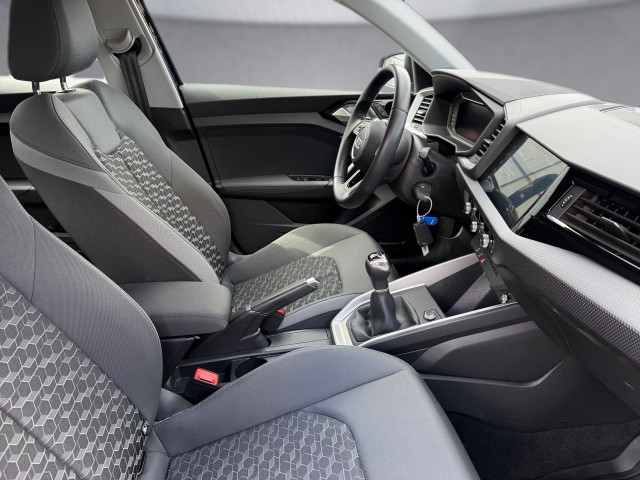 Bild 10: Audi A1 SB 25 TFSI advan.