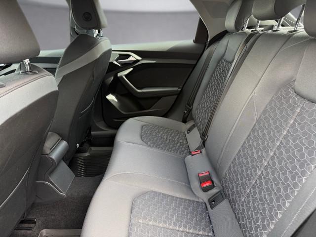 Bild 11: Audi A1 SB 25 TFSI advan.