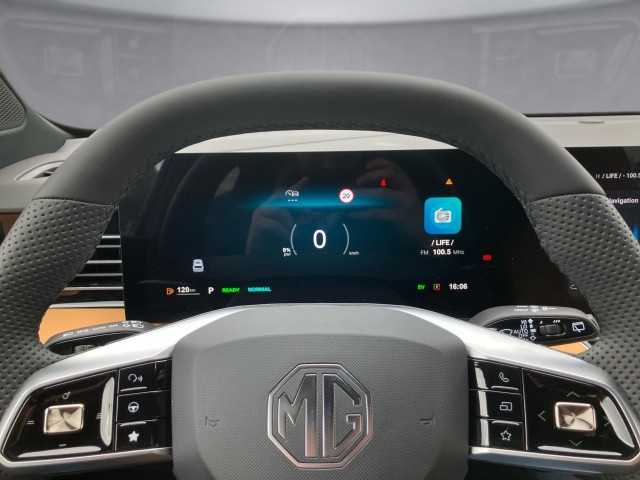 Bild 6: MG HS PHEV+ Luxury 25.5