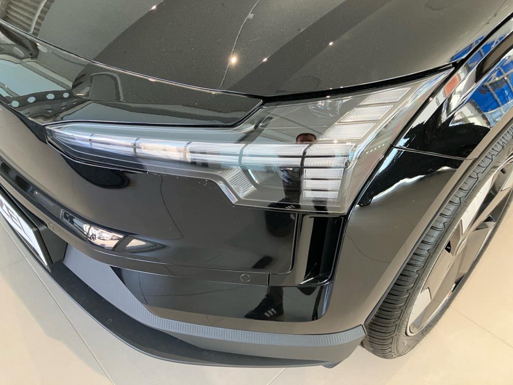 Bild 6: VOLVO PKW EX30 Plus, Single Motor Extended Range, Vollelektrisch