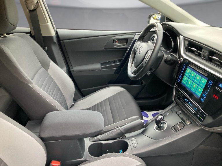 Bild 10: Toyota Auris TS 1,8 VVT-i H