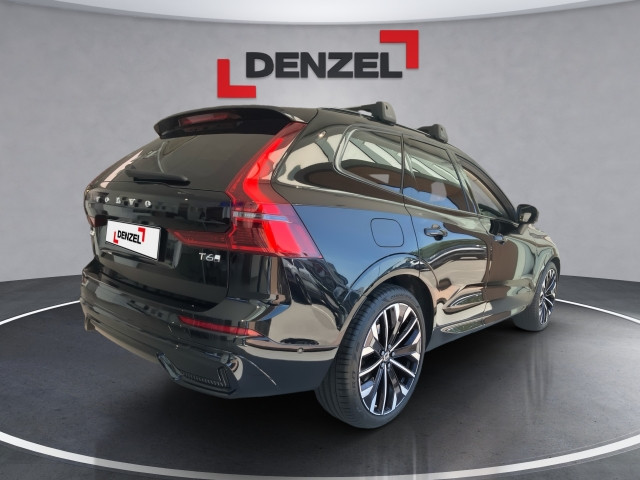 Bild 2: VOLVO PKW XC60 Plus, T6 eAWD Plug-in Hybrid, Elektrisch/Benzin, Dark