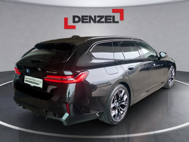 Bild 3: BMW i5 eDrive40 Touring