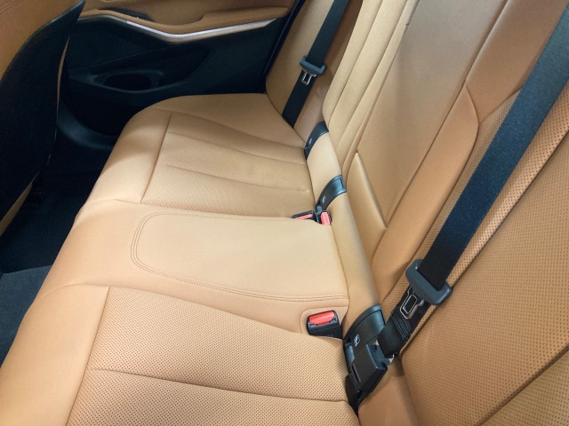 Bild 12: BMW 330e xDrive Limousine MX G20